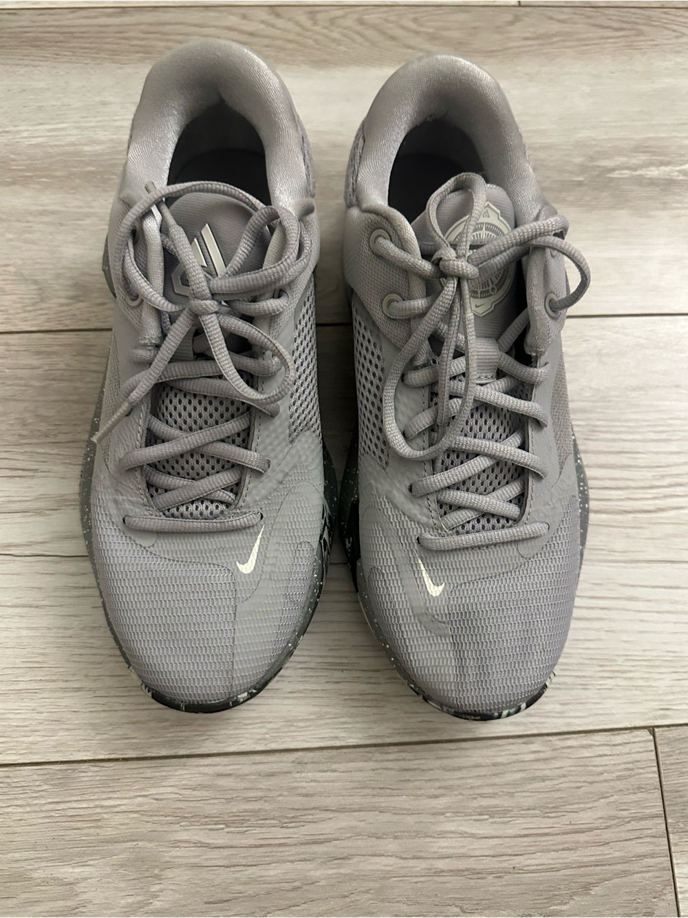 Nike Women’s Light Gray Mesh Athletic Sneakers